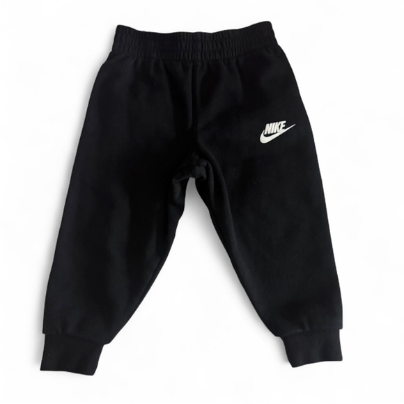 Nike 3T sweatsuit set - Picture 3 of 4